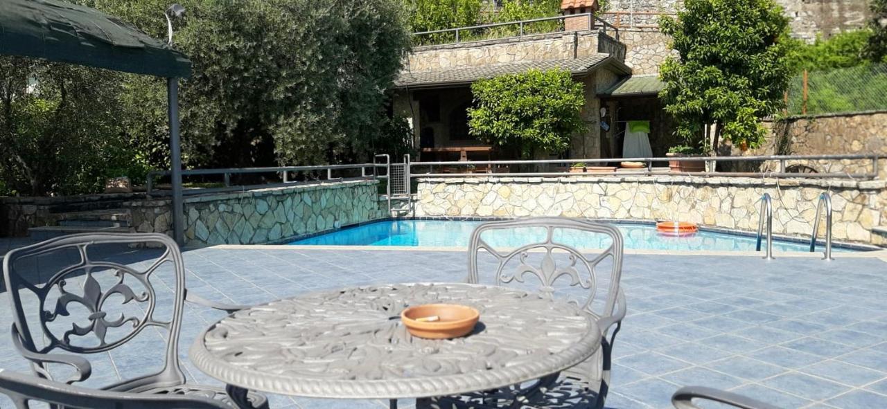 Appartamento COLLEALCEPPO - RESIDENZA LE SORBE - Piscina panoramica 13 km dal mare Montemagno  Esterno foto